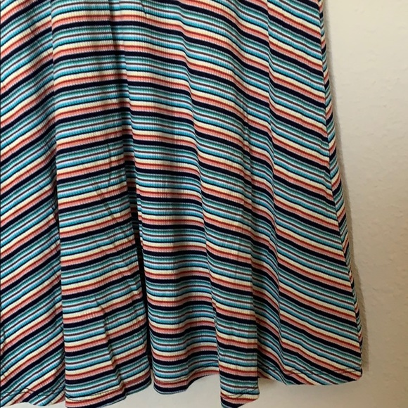 Striped v-neck mini dress🌸 - Picture 5 of 8